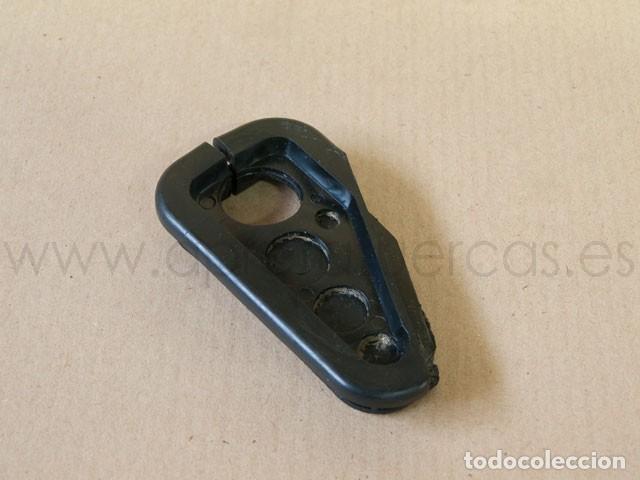 Autos und Motorr&auml;der: Manguito para Mercedes de la gama W114/W115