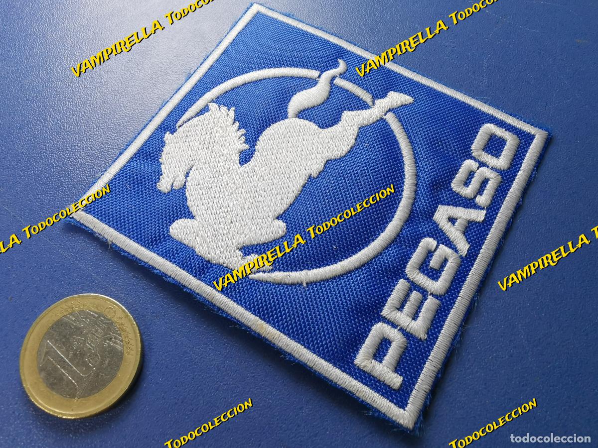 Autos und Motorr&auml;der: ANTIGUO PARCHE BORDADO PARA ROPA TALLER MECANICO--PEGASO-ENGOMADO A&Ntilde;OS 80
