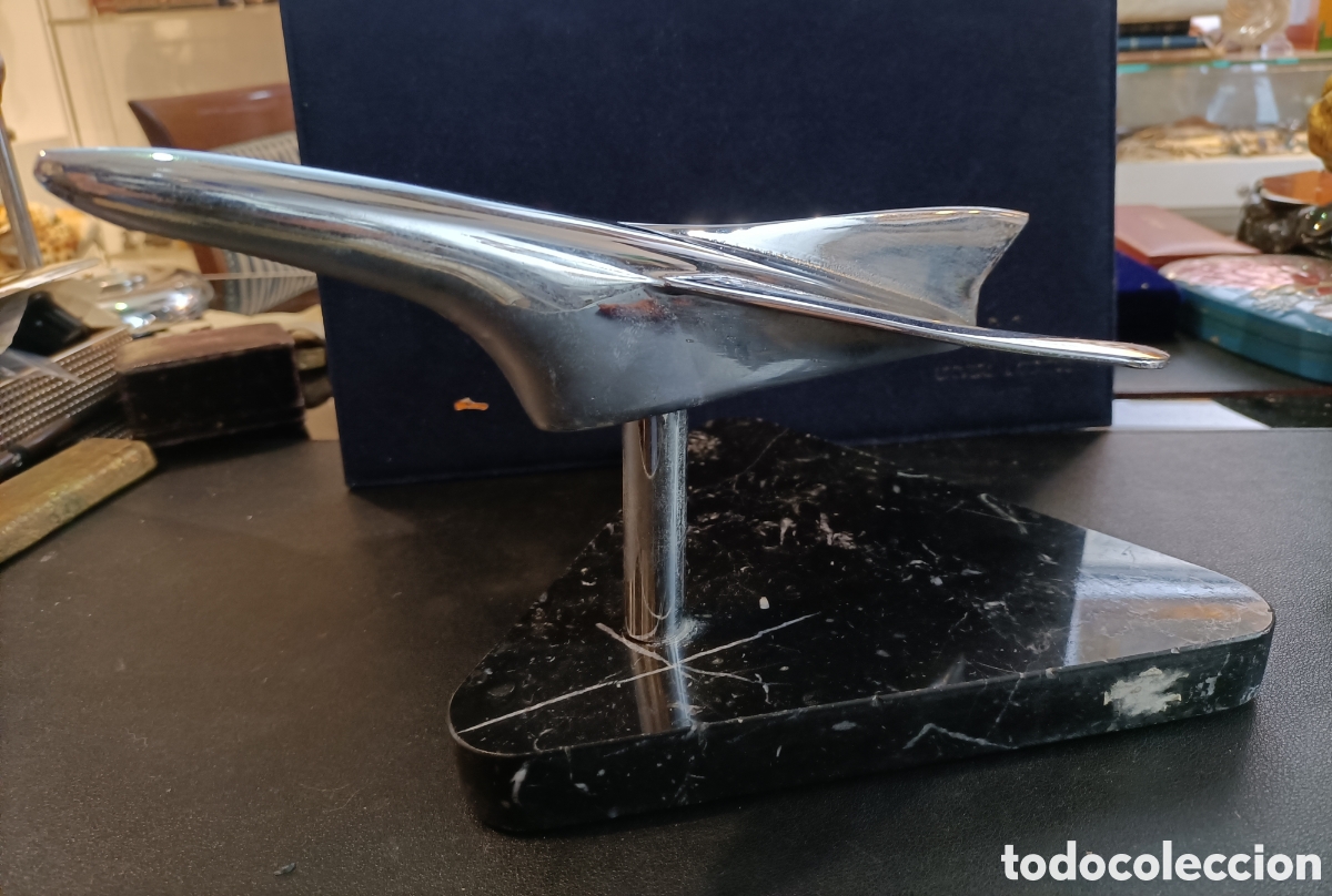 Autos und Motorr&auml;der: Posible adorno de coche.