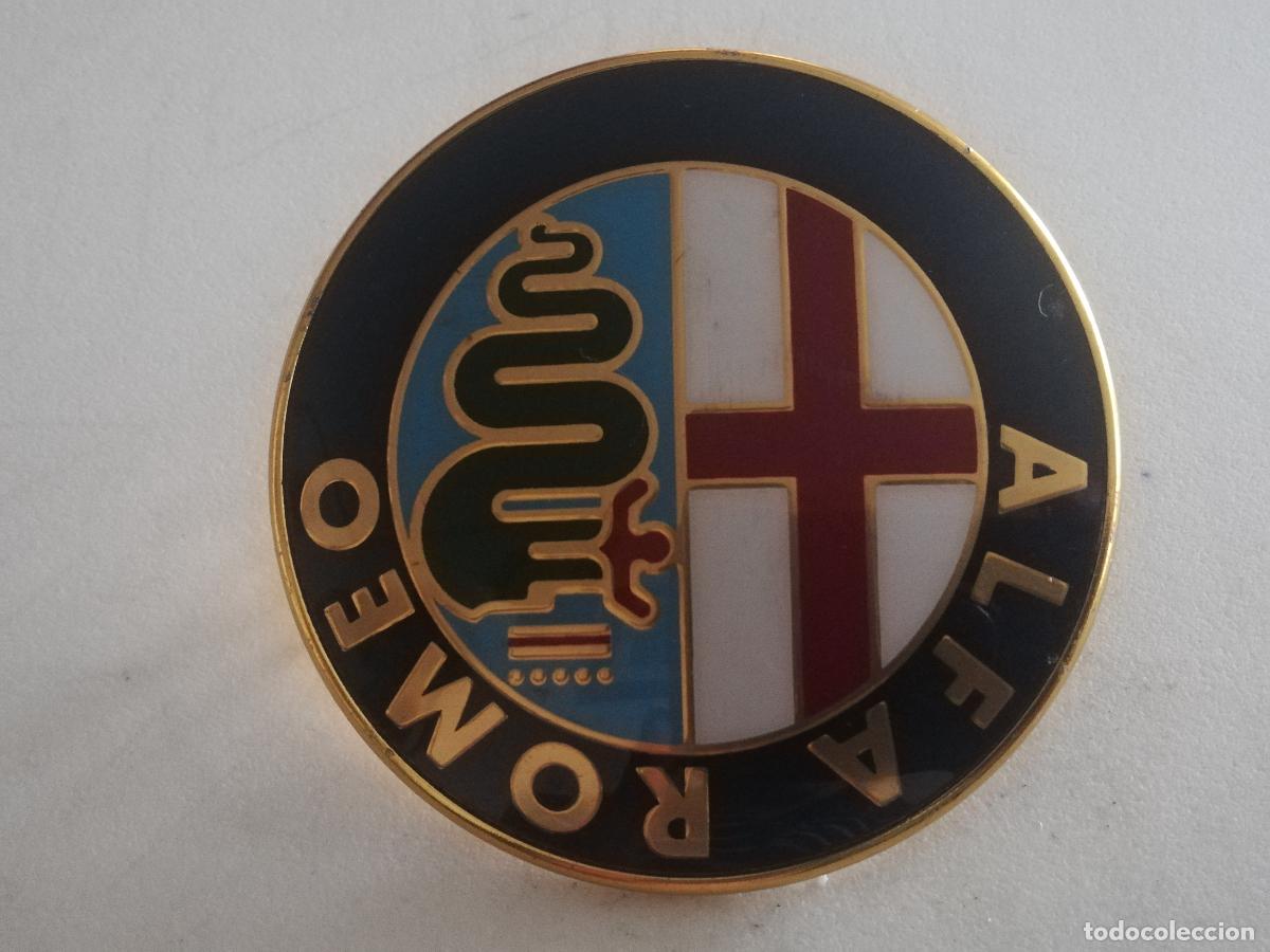 Autos und Motorr&auml;der: ANTIGUO EMBLEMA/ANAGRAMA METALICO ALFA ROMEO, DIAMETRO 7,5 CM