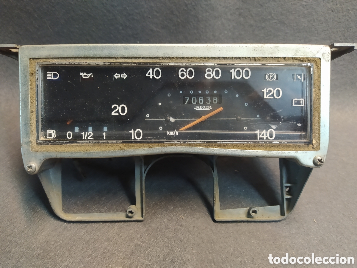 Coches y motocicletas: CUENTAKIL&Oacute;METROS SALPICADERO RENAULT 4 - Foto 3