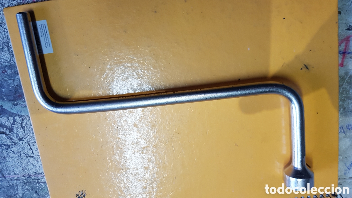 Coches y motocicletas: Llave de Rueda HEYCO BMW - Foto 2