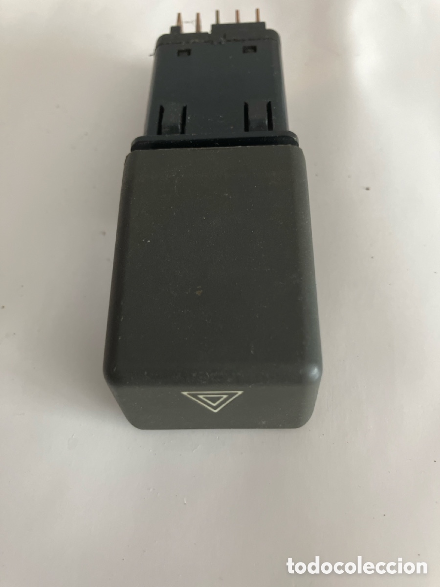 Autos und Motorr&auml;der: Bot&oacute;n emergencia R5 Gt turbo