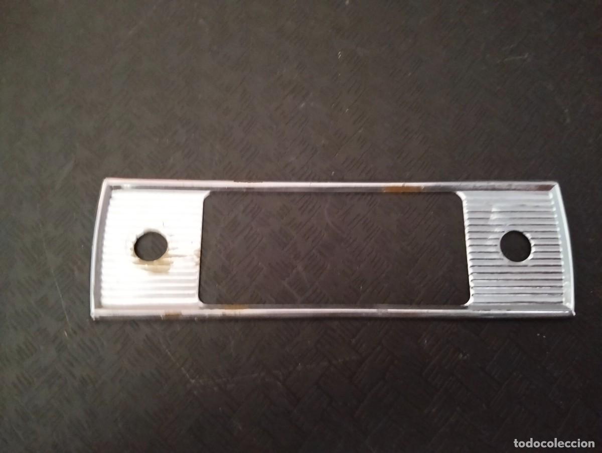 Coches y motocicletas: Panel de autoradio, usado - Foto 1