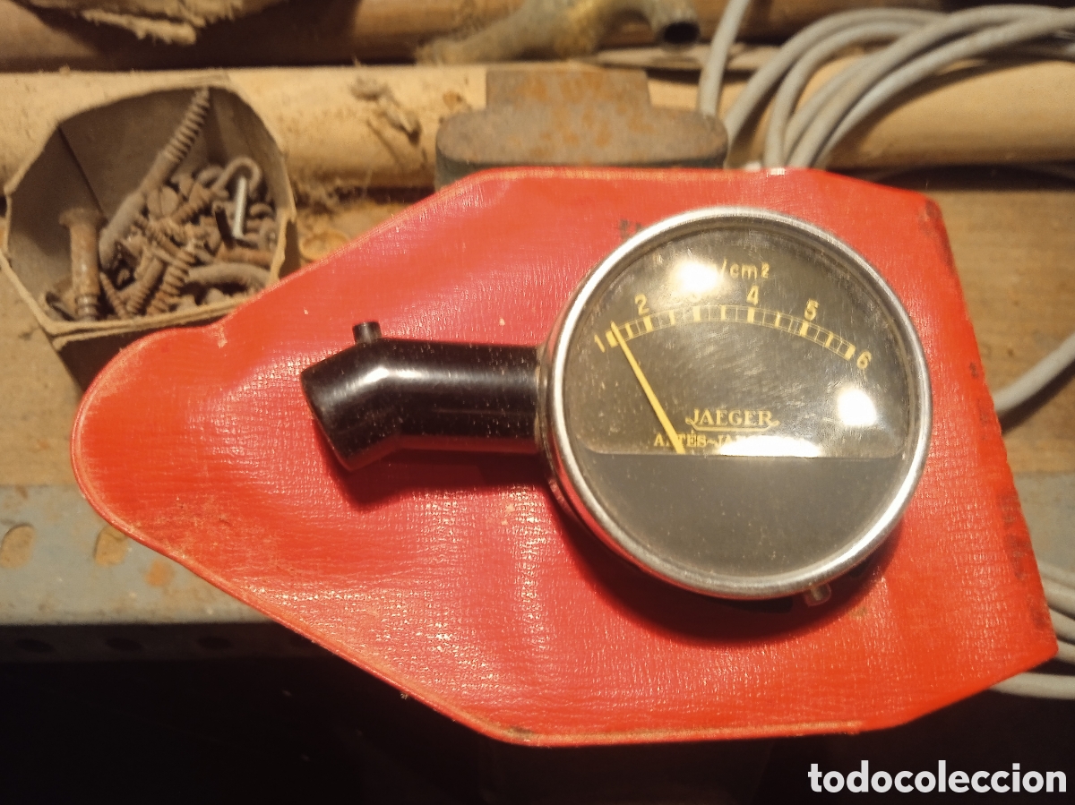 Coches y motocicletas: Man&oacute;metro Jaeger vintage - Foto 1