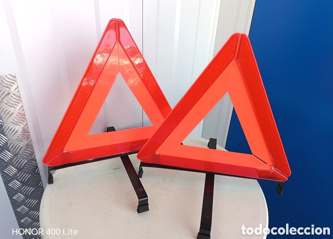 Automobili e Motociclette: Juego de Tri&aacute;ngulos de emergencia