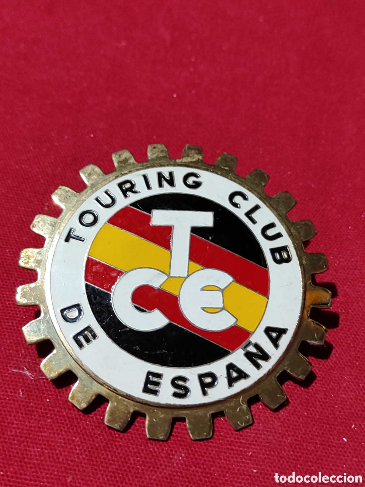 Carros e motociclos: Antigua insignia placa chapa esmaltada emblema para coche cl&aacute;sico BADGE TOURING CLUB DE ESPA&Ntilde;A SEAT