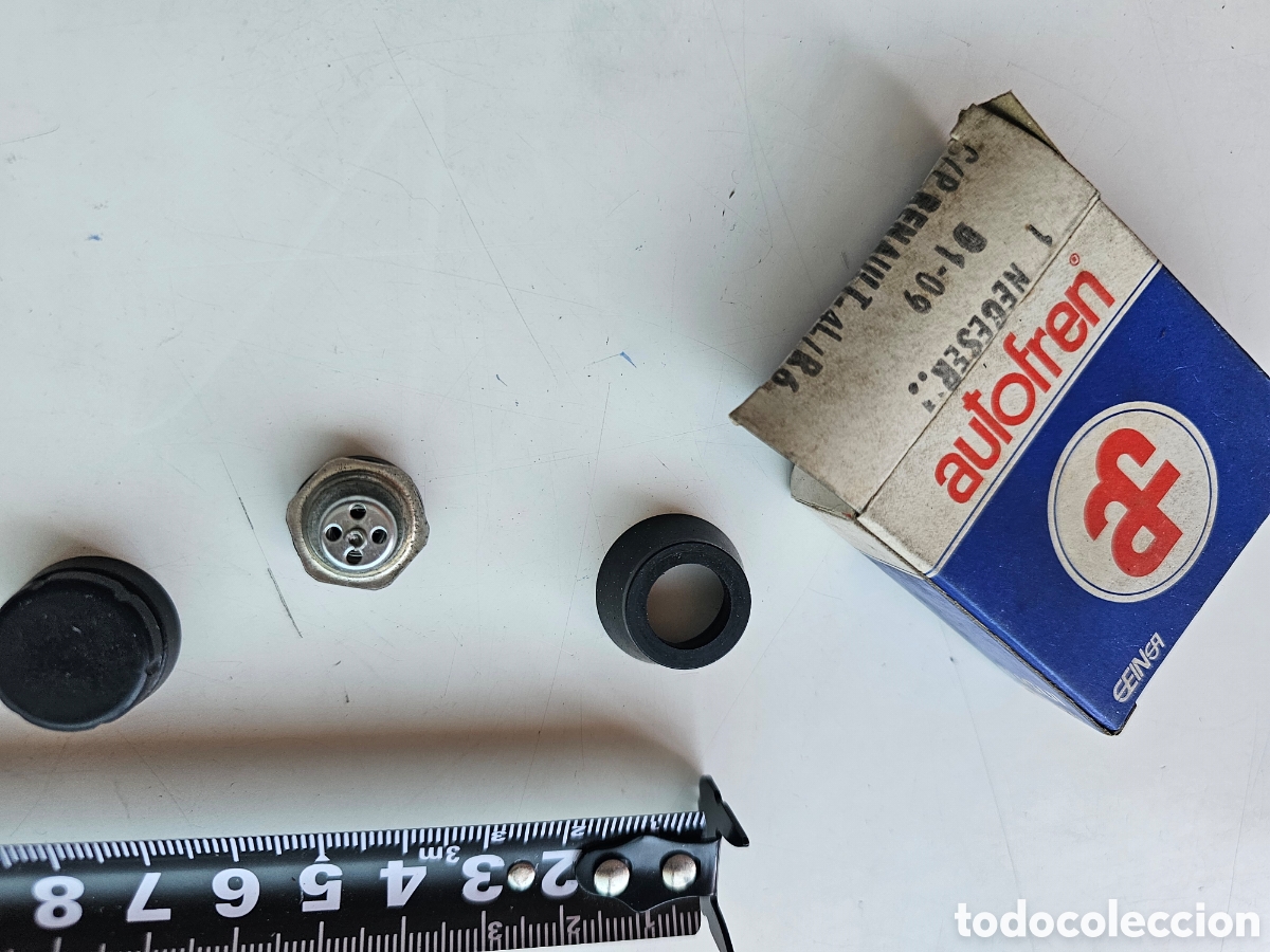 Coches y Motocicletas: Recambio para coche cl&aacute;sico Gomas Autofren Sein S.A Eugui 1970s Renault 4L R6