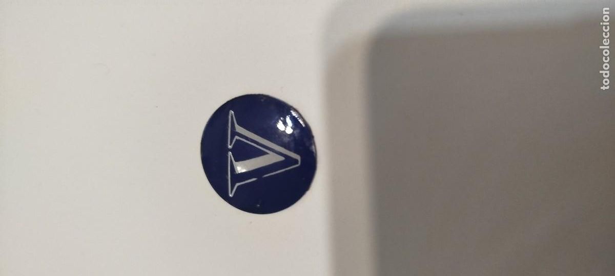 Automobili e Motociclette: Embellecedor pegatina pomo palanca de cambios letra V (nuevo)