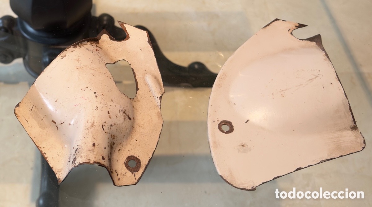 Coches y Motocicletas: Tapas Laterales ciclomotor OSSA 50-C