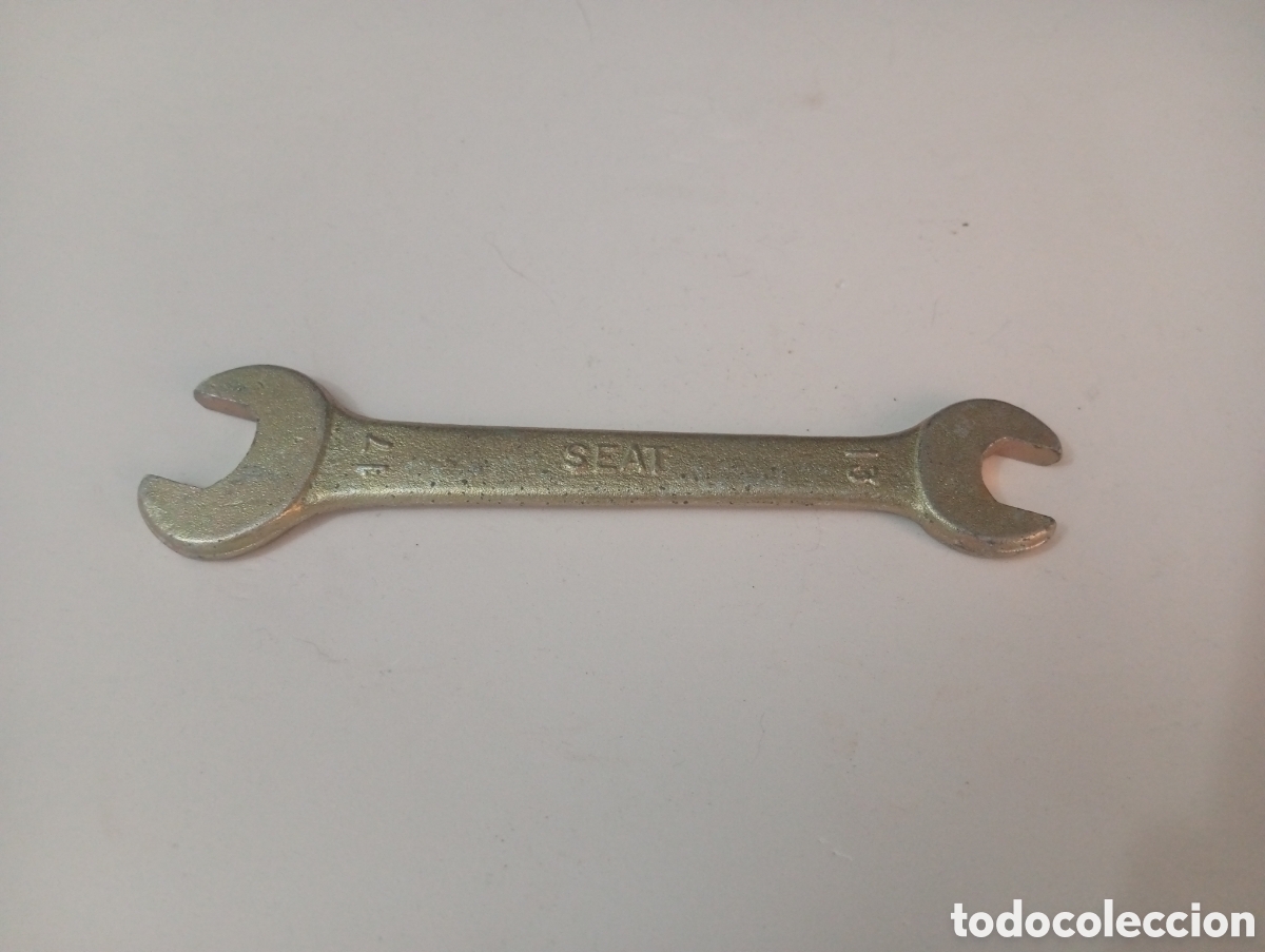 Coches y Motocicletas: Llave fija doble boca SEAT original &mdash; 13 mm / 17 mm &mdash; A&ntilde;os 60-70 &mdash; Casi sin uso