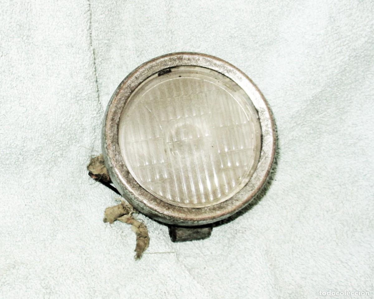 Automobili e Motociclette: FARO AUXILIAR PARA VARIEDAD DE AUTOM&Oacute;VILES Y MOTOCICLETAS. DI&Aacute;METRO DEL CRISTAL: 8 CMS.