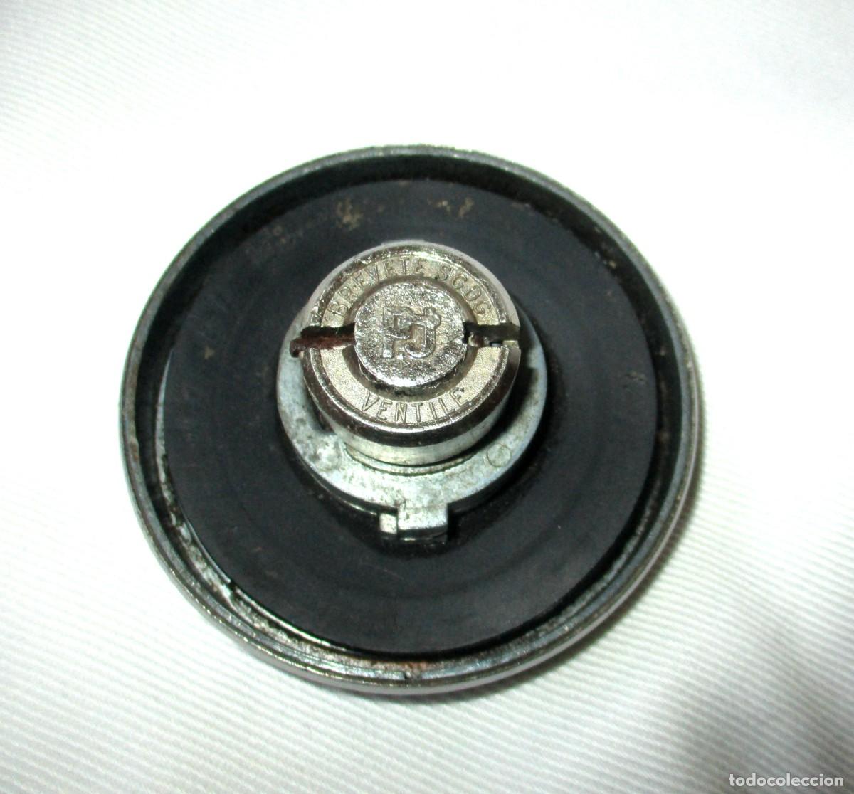 Automobili e Motociclette: TAP&Oacute;N PJ MADE IN FRANCE PARA DEP&Oacute;SITO DE COMBUSTIBLE DE MOTO CL&Aacute;SICA.