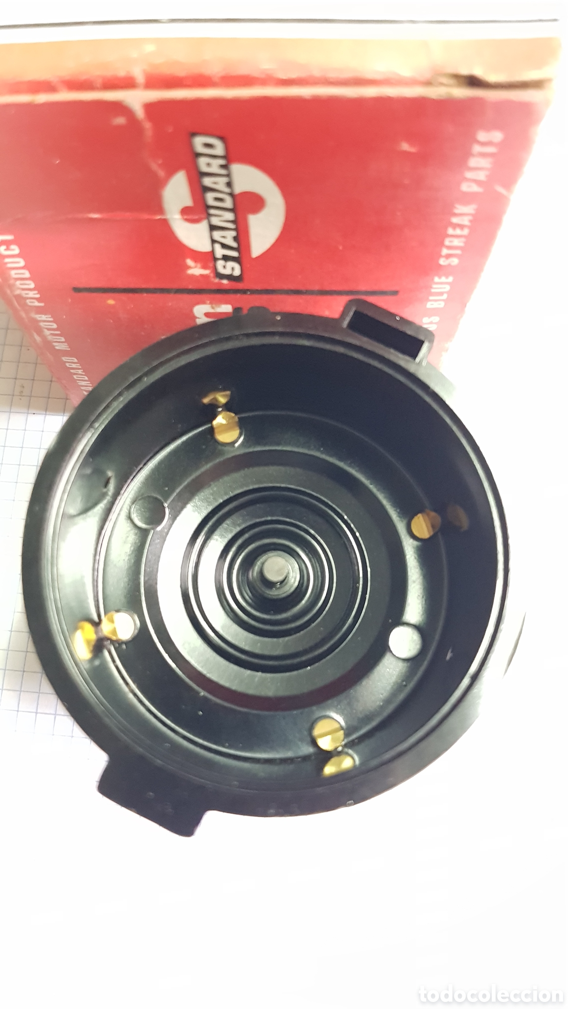 Autos und Motorr&auml;der: Tapa del distribuidor Renault Dauphine