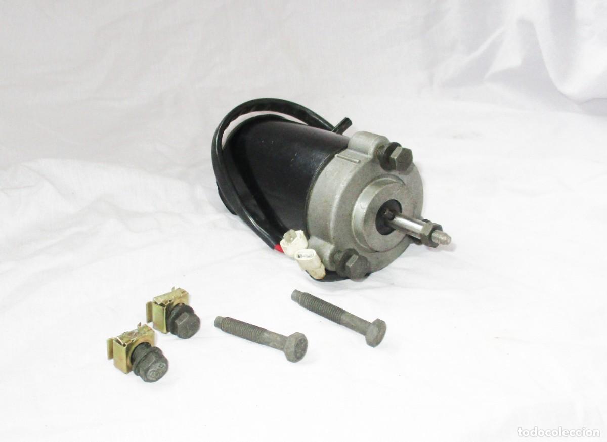 Coches y Motocicletas: ANTIGUA BOBINA SINGER ME-39. RECAMBIO ORIGINAL PARA CHRYSLER CL&Aacute;SICOS.