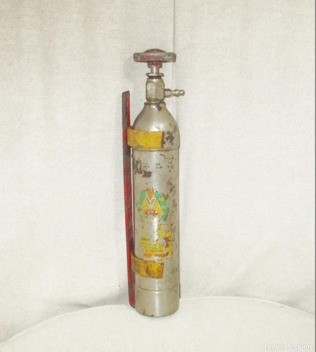 Carros e motociclos: ANTIGUO EXTINTOR JOVACAM CON SOPORTE PARA COCHE Y MOTOCICLETA.