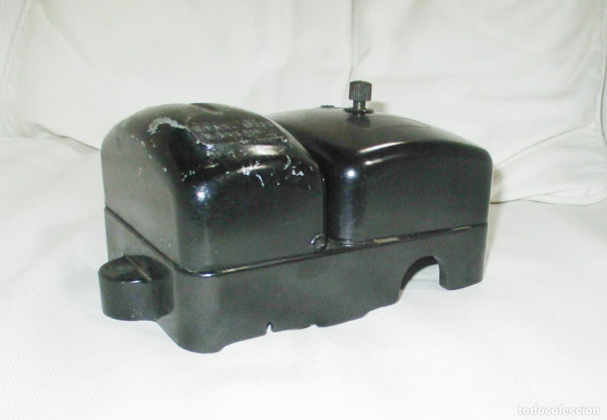 Coches y Motocicletas: REGULADOR DE VOLTAJE LUCAS CJR 3 PARA AUTOS CL&Aacute;SICOS DE LOS A&Ntilde;OS 30.