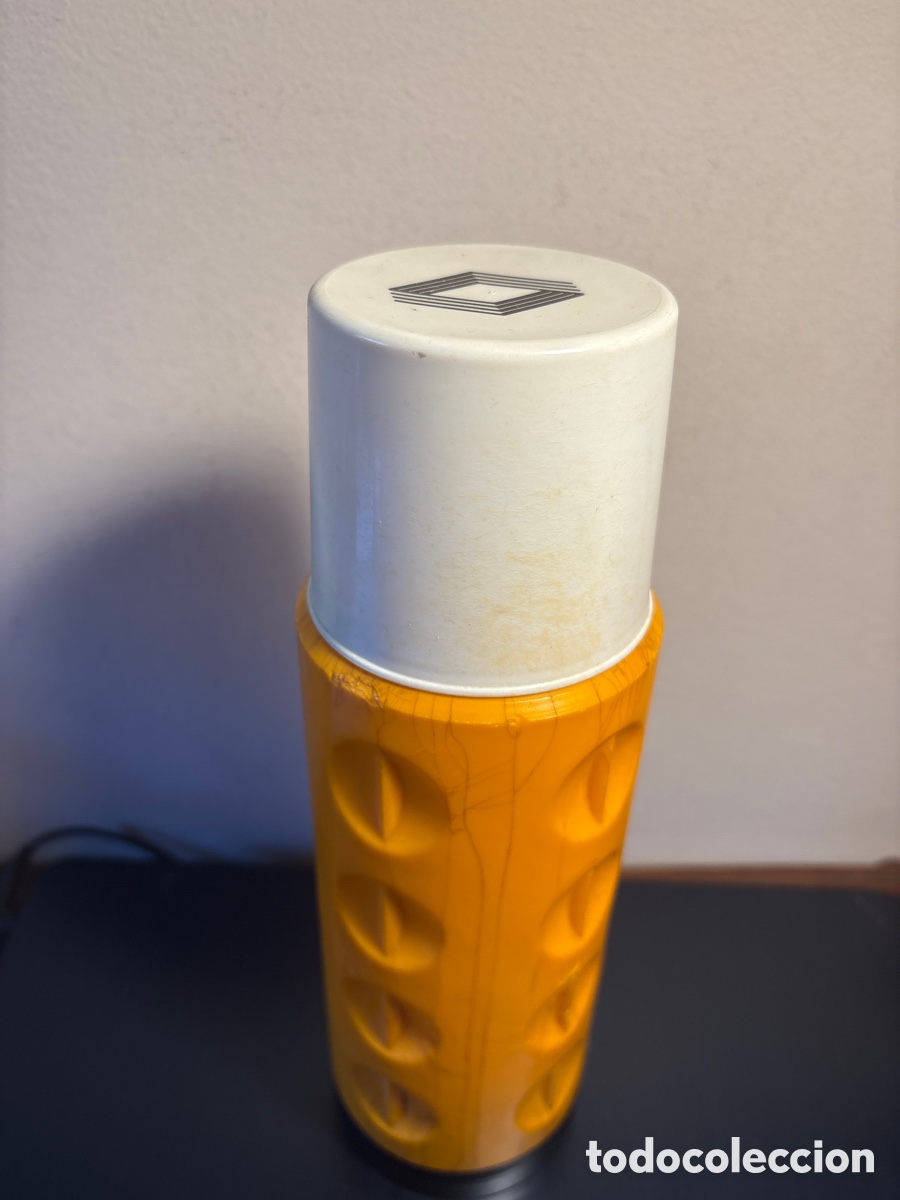 Coches y Motocicletas: TERMO CAF&Eacute; PUBLICIDAD MARCA COCHE RENAULT