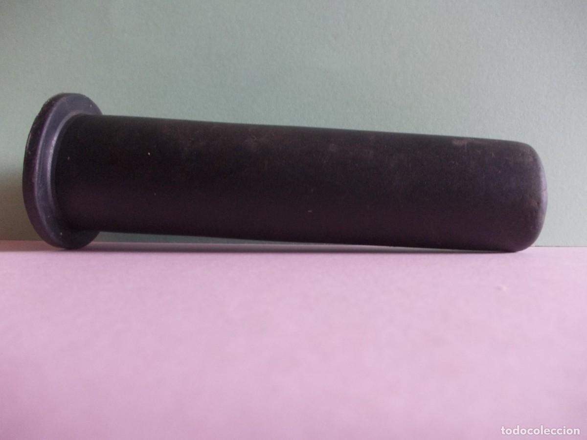 Coches y Motocicletas: Pu&ntilde;o de goma negro antiguo para moto cl&aacute;sica o ciclomotor recambio manillar