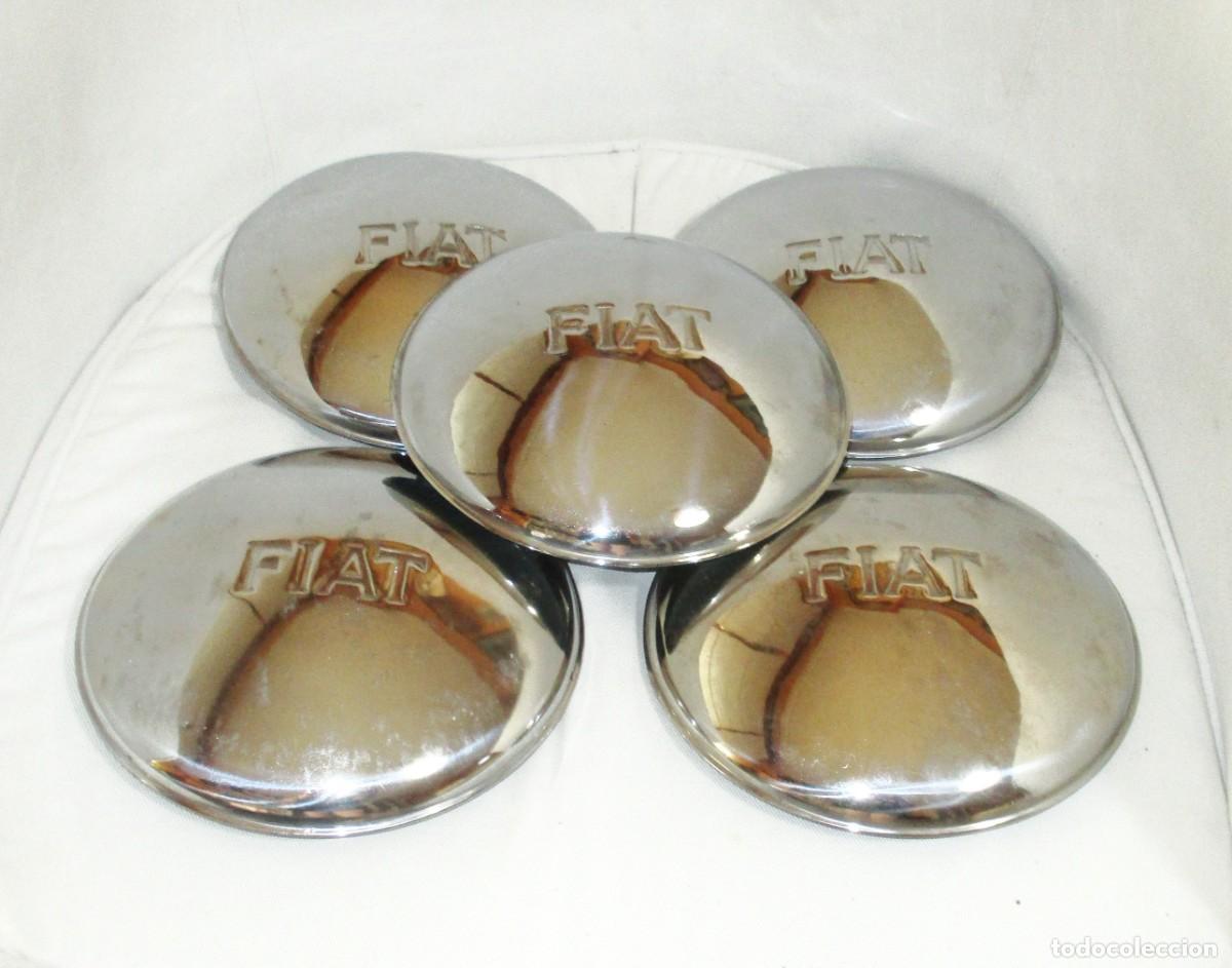 Coches y Motocicletas: JUEGO DE CINCO TAPACUBOS CROMADOS ORIGINALES PARA FIAT TOPOLINO Y OTROS.