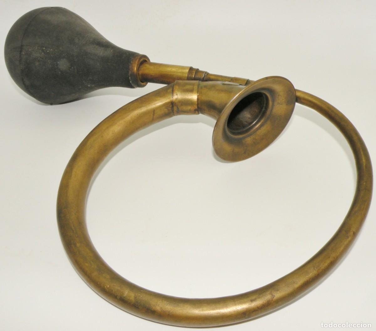 Coches y Motocicletas: ANTIGUA BOCINA DE LATON