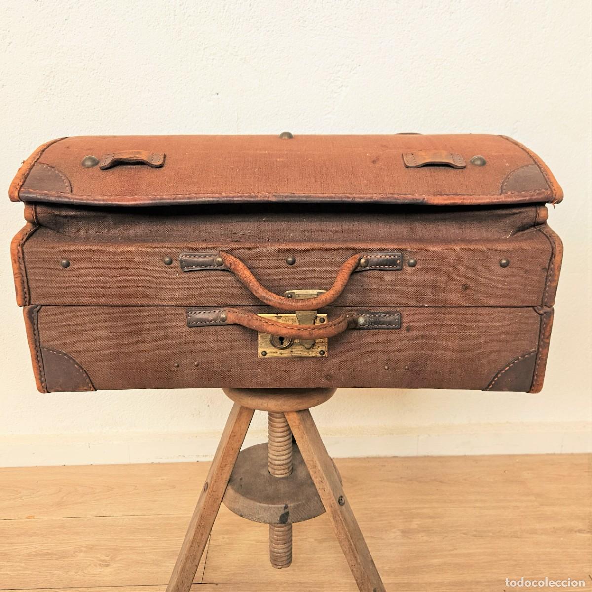 Coches y Motocicletas: Raro. Maleta antigua de coche de cuero. 1930 - 1940