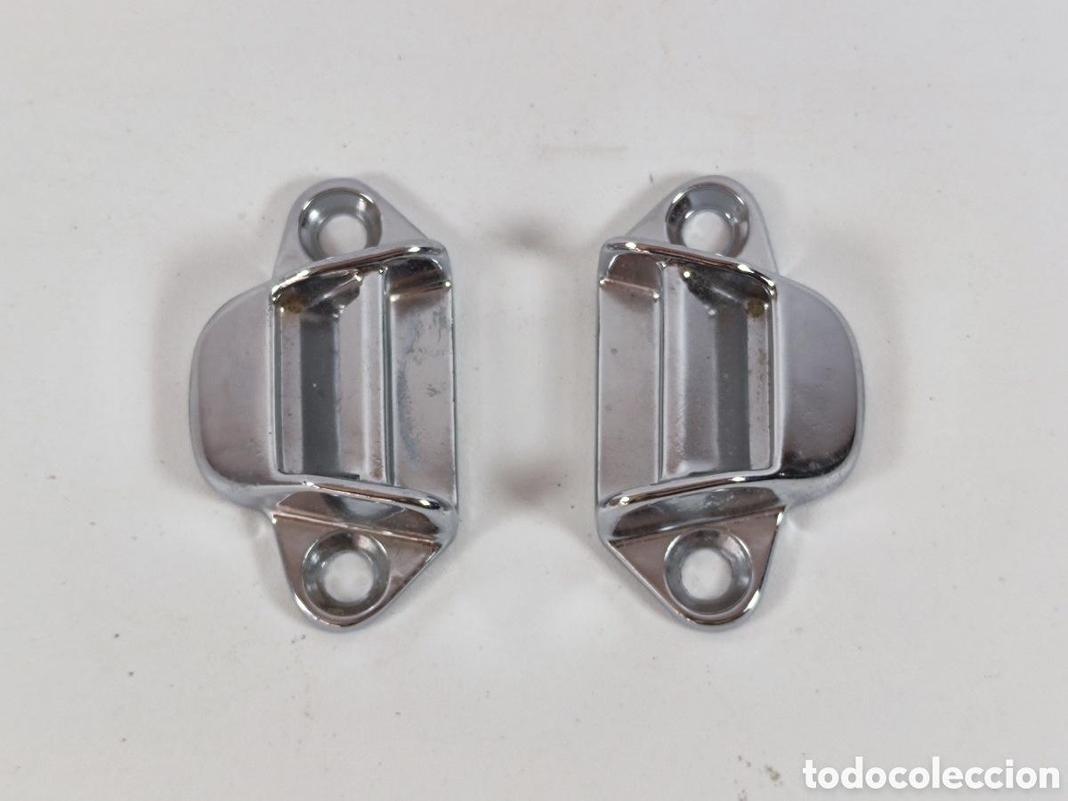 Coches y Motocicletas: Lote 2 resbal&oacute;n de puerta para SEAT 600 nuevo antiguo stock de tienda