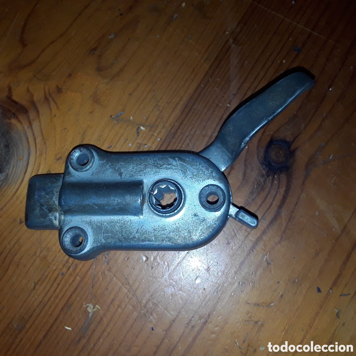 Coches y Motocicletas: CERRADURA PUERTA IZQUIERDA mod. Antiguo 2cv , AZL, AZAM, MEHARI