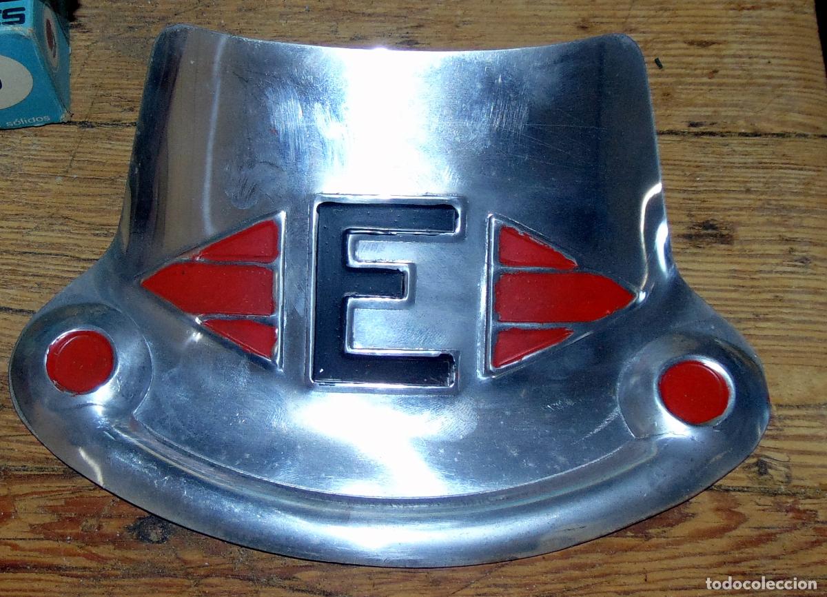 Voitures et Motocyclettes: ANTIGUO EMBELLECEDOR DE GUARDABARROS MOTOCICLETA , NUEVO SIN USO , ALUMINIO