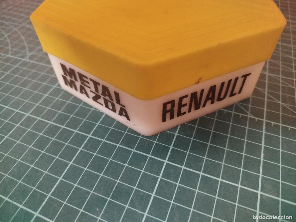 Coches y Motocicletas: RECAMBIOS MAZDA RENAULT CAJA LAMPARAS REPUESTO ESTUCHE INCOMPLETA