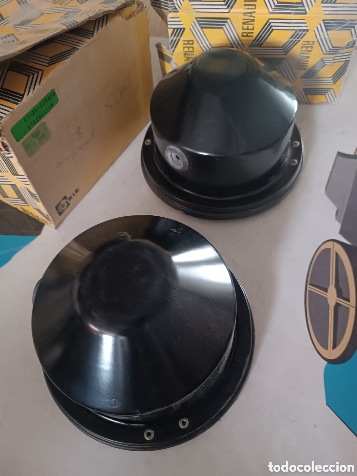 Coches y motocicletas: Renault R8 cocos faro delantero