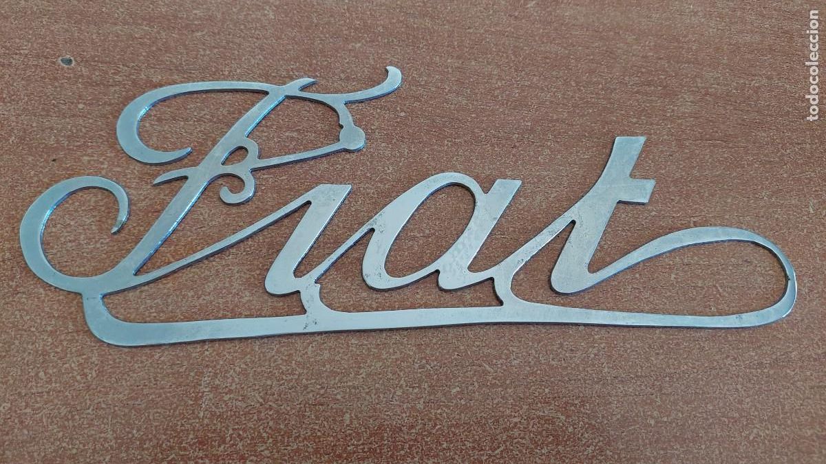 Carros e motociclos: Gran Placa emblema de Fiat
