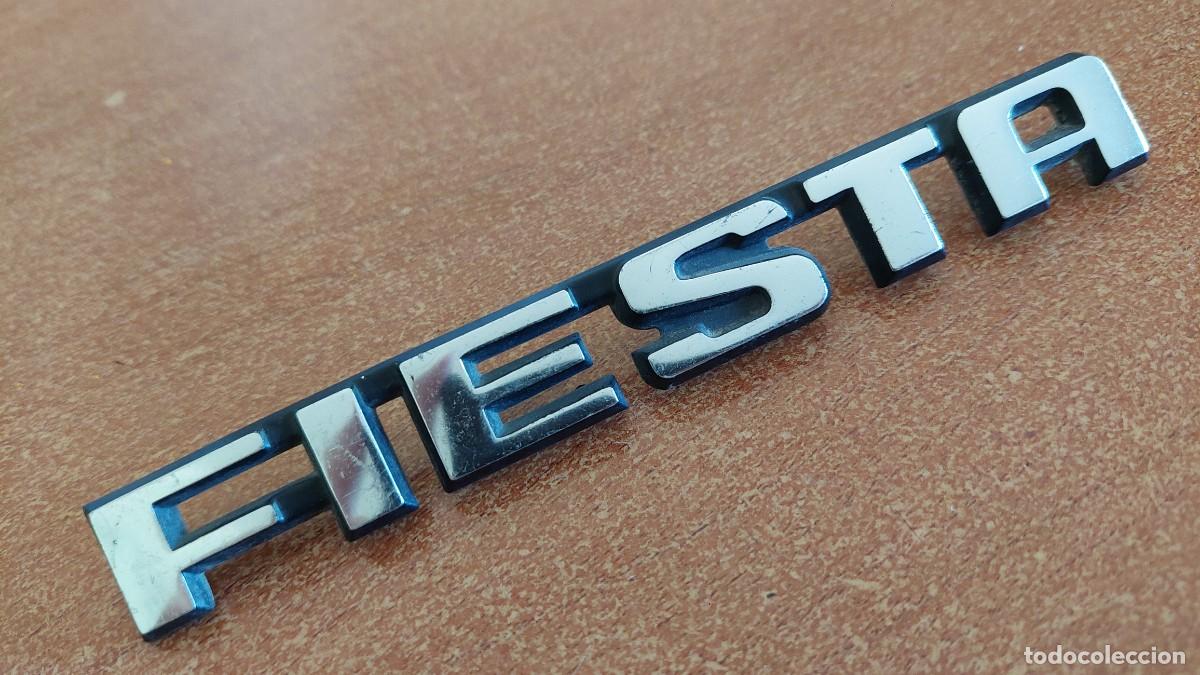 Coches y Motocicletas: Placa emblema de Ford Fiesta