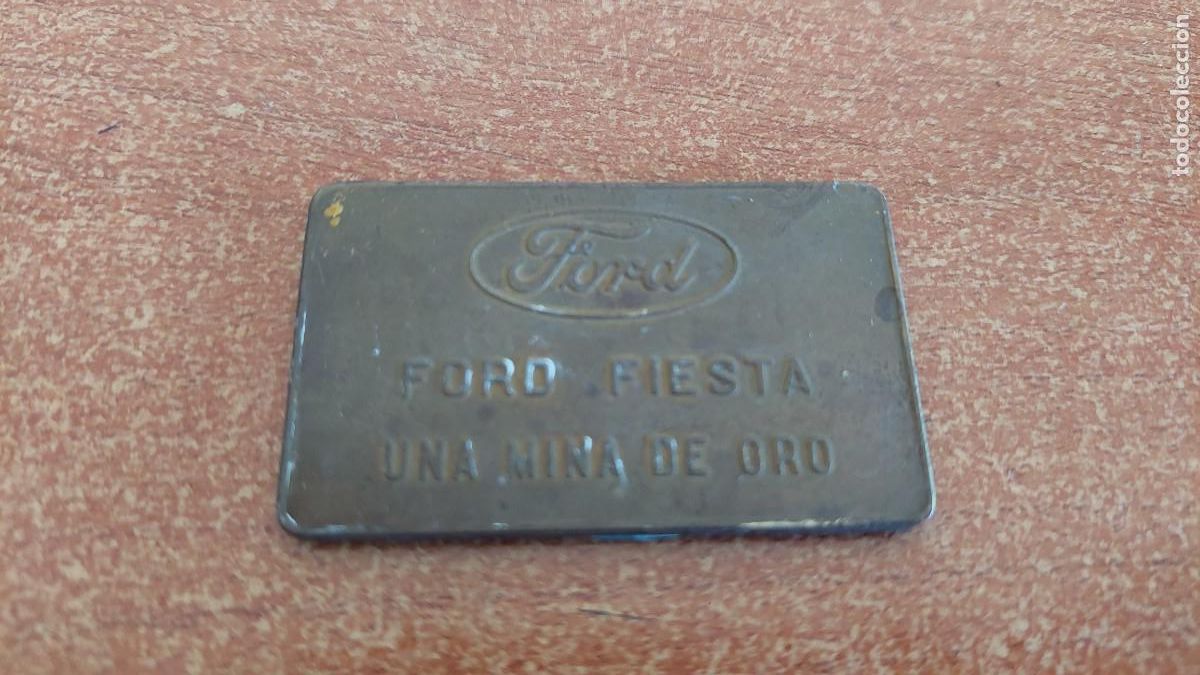 Coches y Motocicletas: Placa lat&oacute;n Ford Fiesta una mina de oro