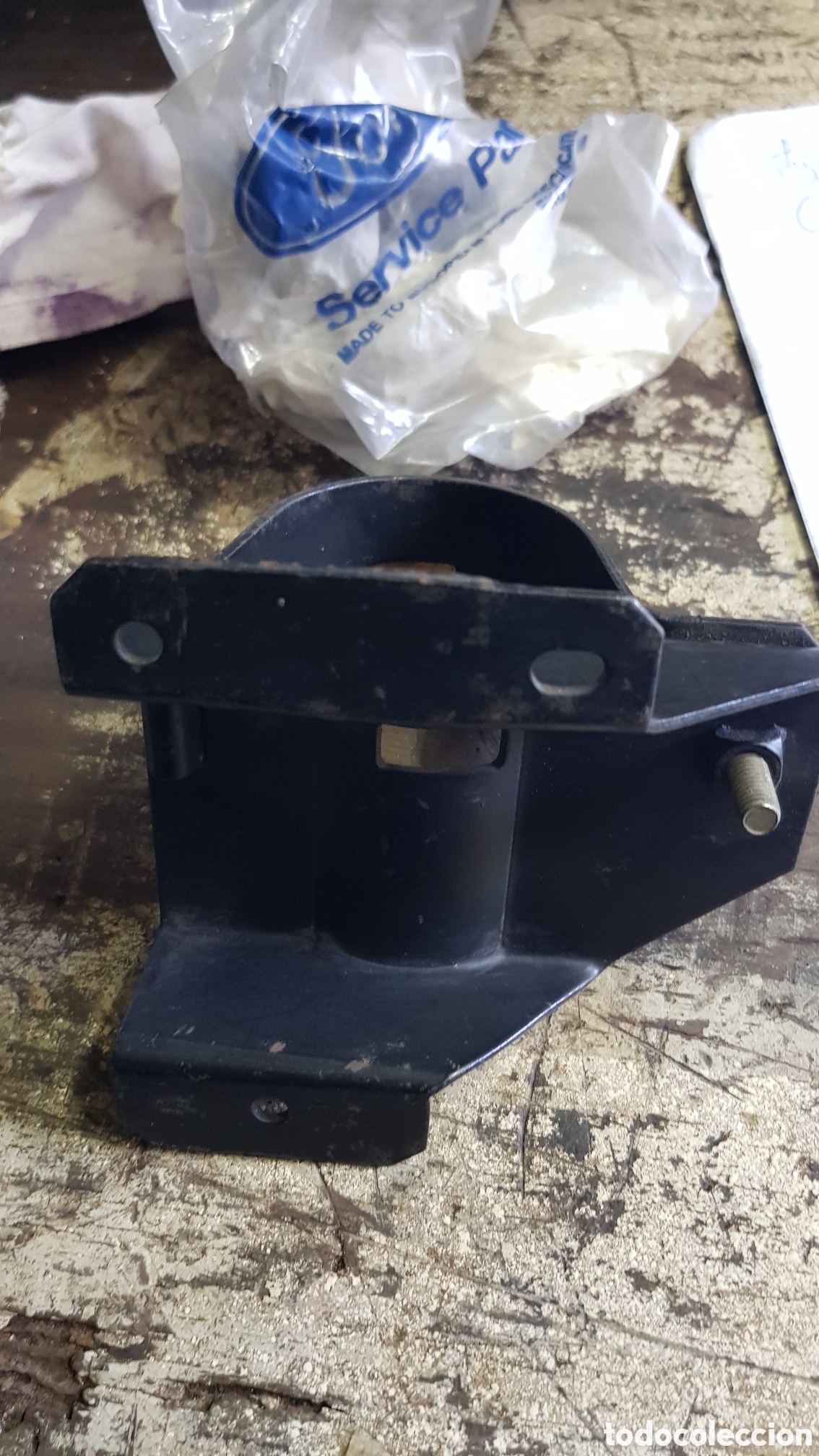 Coches y Motocicletas: Soporte acumulador Ford escort MK4