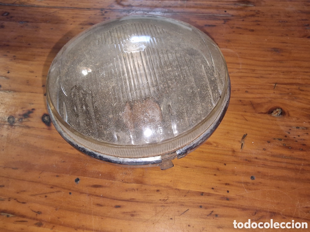 Coches y Motocicletas: Antiguo faro de un coche,liciencia cibie espa&ntilde;a,ver fotos