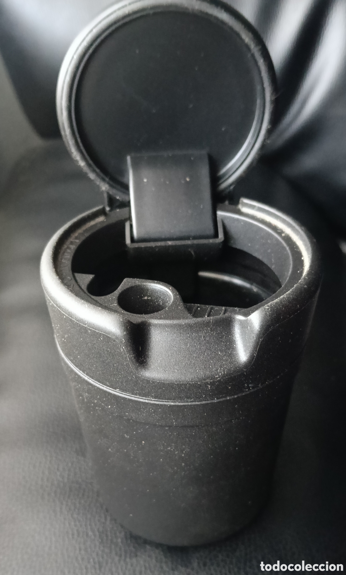 Coches y Motocicletas: cenicero port&aacute;til para coche wolsvagen