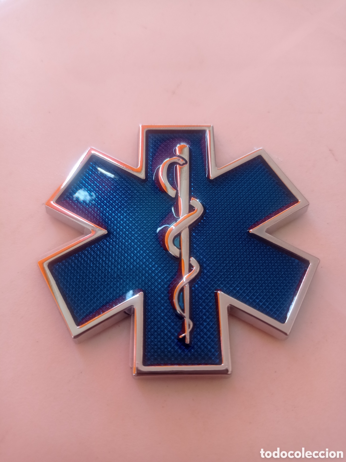 Coches y Motocicletas: EMBLEMA COCHE PARAMEDICO