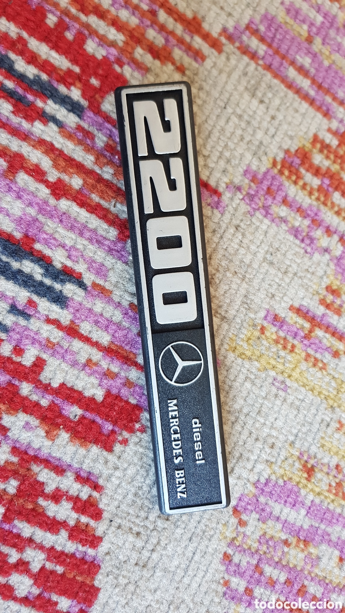 Coches y Motocicletas: Insignia Seat 132 2200