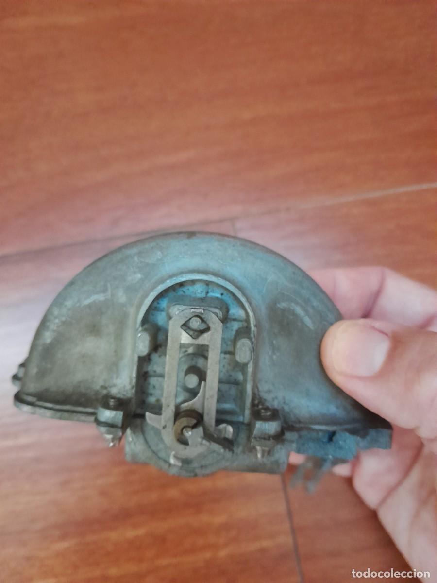 Coches y Motocicletas: motor limpiaparabrisas coche antiguo