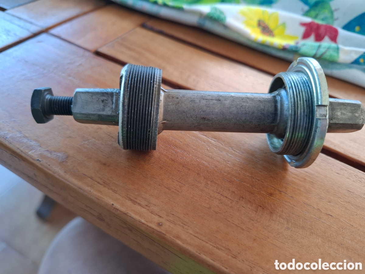 Automobili e Motociclette: Eje de pedalear SHIMANO