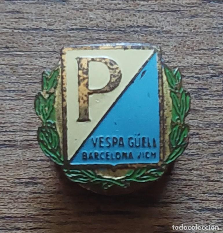 Coches y motocicletas: Antiguo emblema Vespa