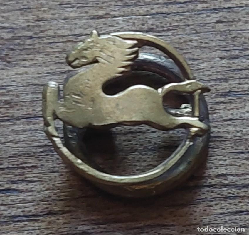 Coches y motocicletas: Antiguo emblema Pegaso