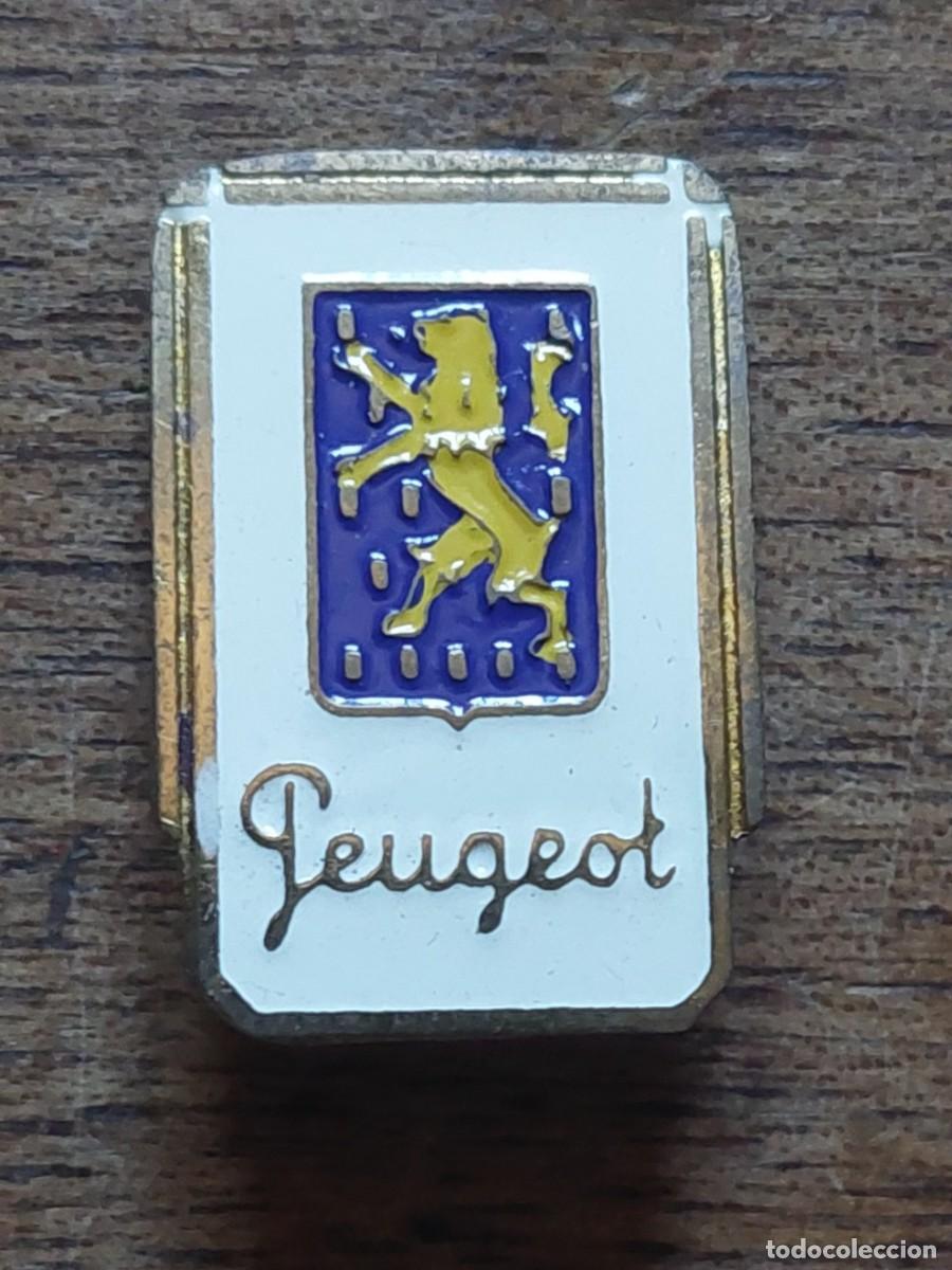 Coches y motocicletas: Antiguo emblema Peugeot
