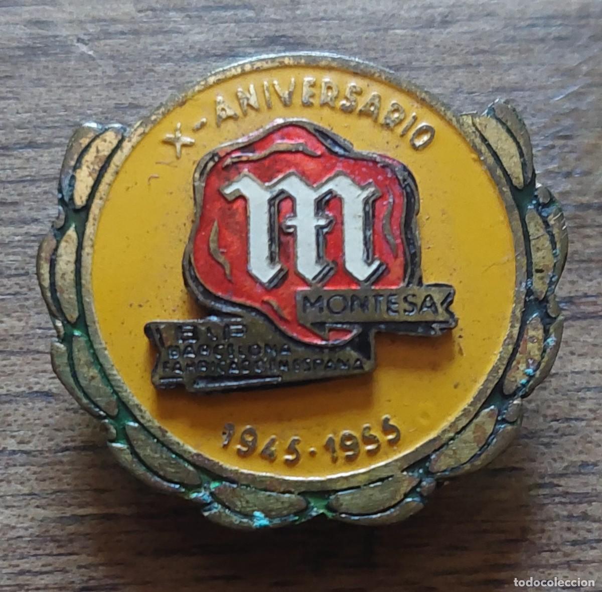 Coches y motocicletas: Antiguo emblema Montesa X aniversario 1955