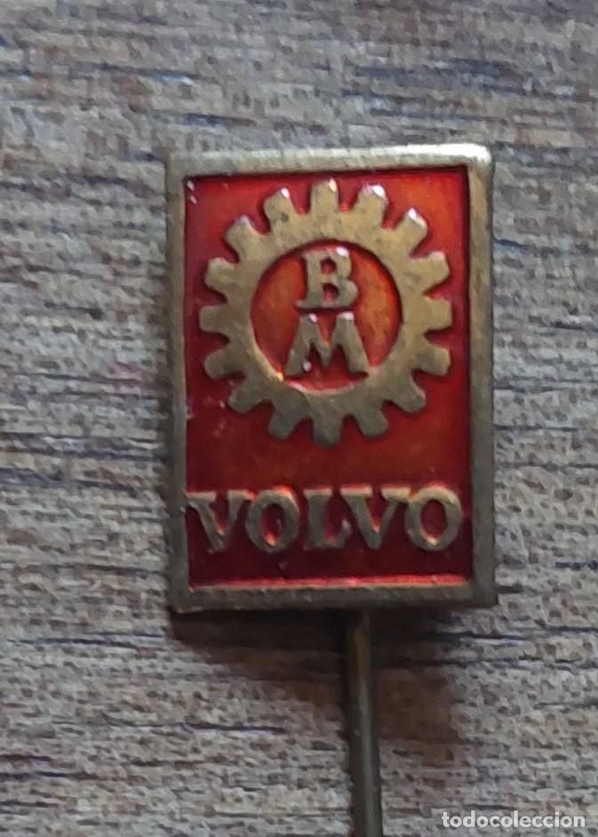 Coches y motocicletas: Antiguo emblema Volvo
