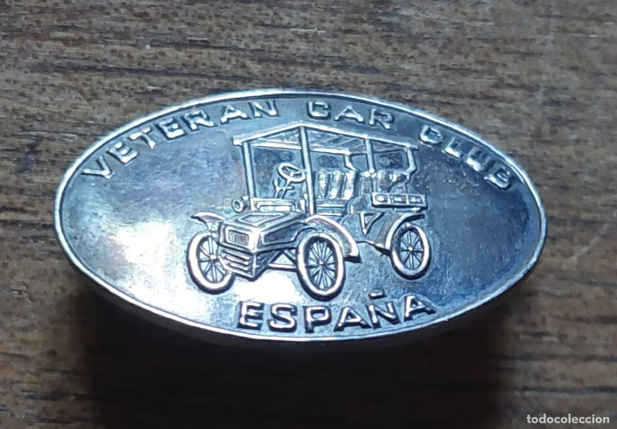 Coches y motocicletas: Antiguo emblema Veteran Car Club Espa&ntilde;a