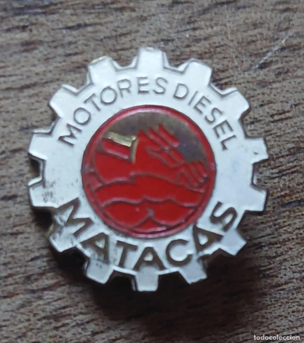 Coches y motocicletas: Antiguo emblema Matacas motores diesel
