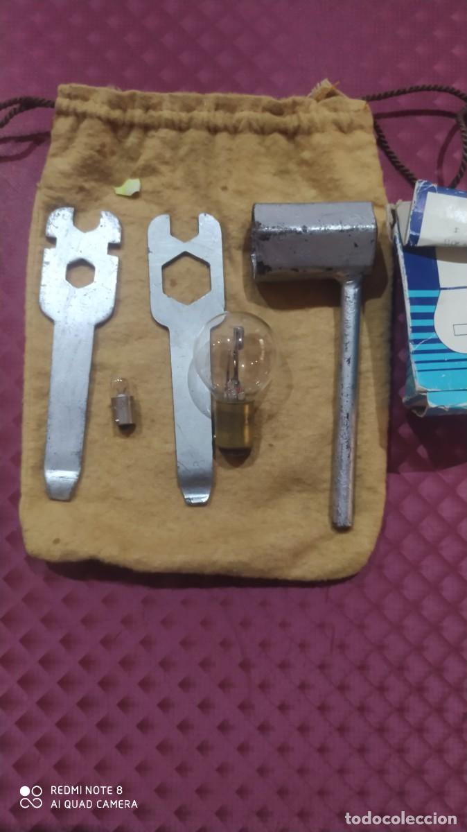 Coches y motocicletas: LLAVES DE BUJIAS Y DESMONTABLES ANTIGUA MOTO -LLAVES ANTIGUAS DE MOTO