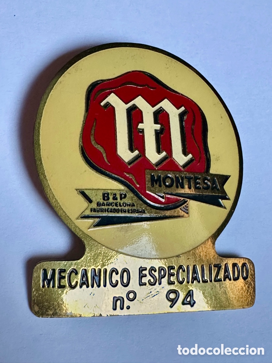 Coches y motocicletas: Rar&iacute;sima, placa insignia Montesa mec&aacute;nico especializado